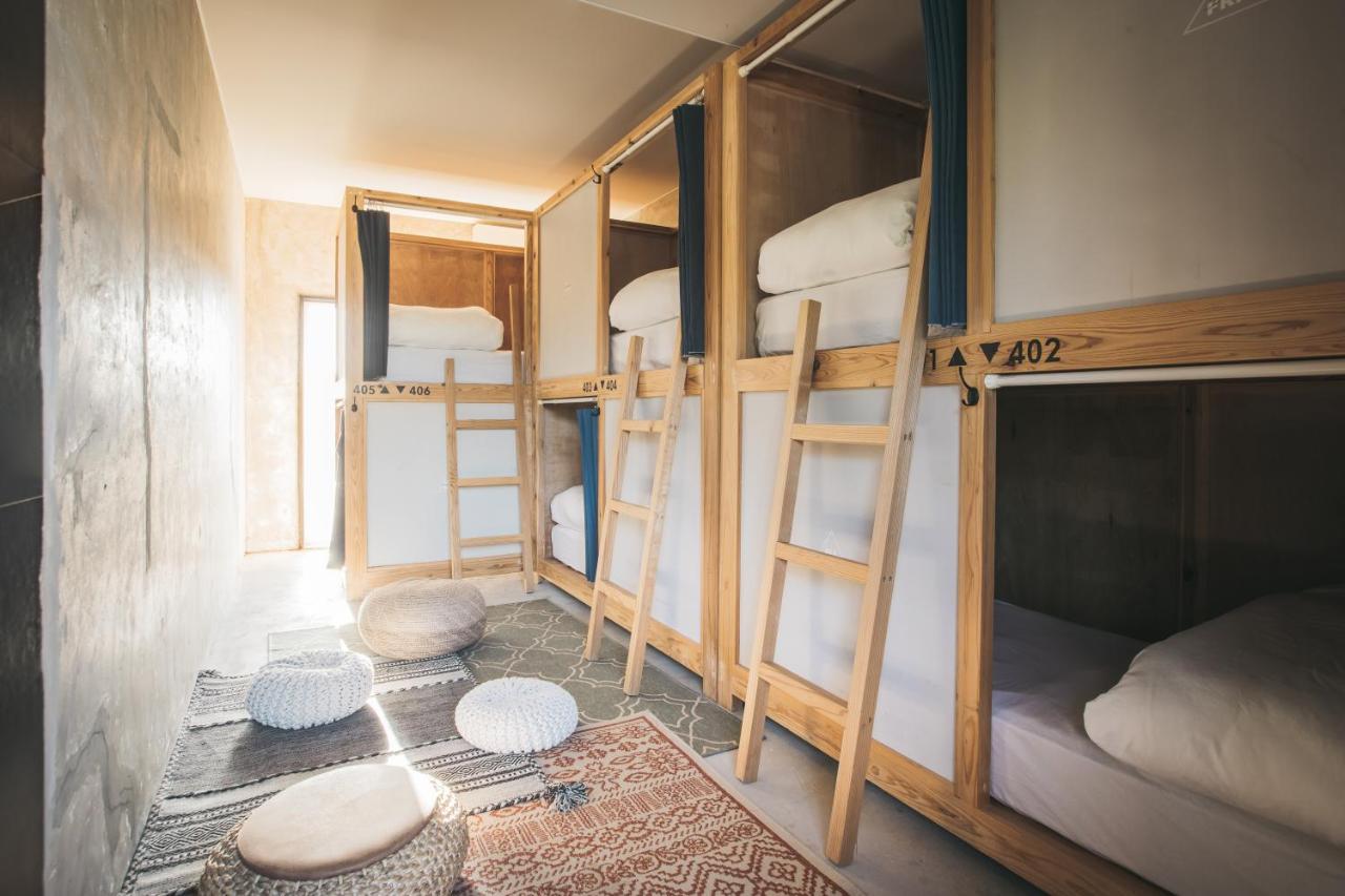 Yanbaru Hostel Kunigami Екстер'єр фото